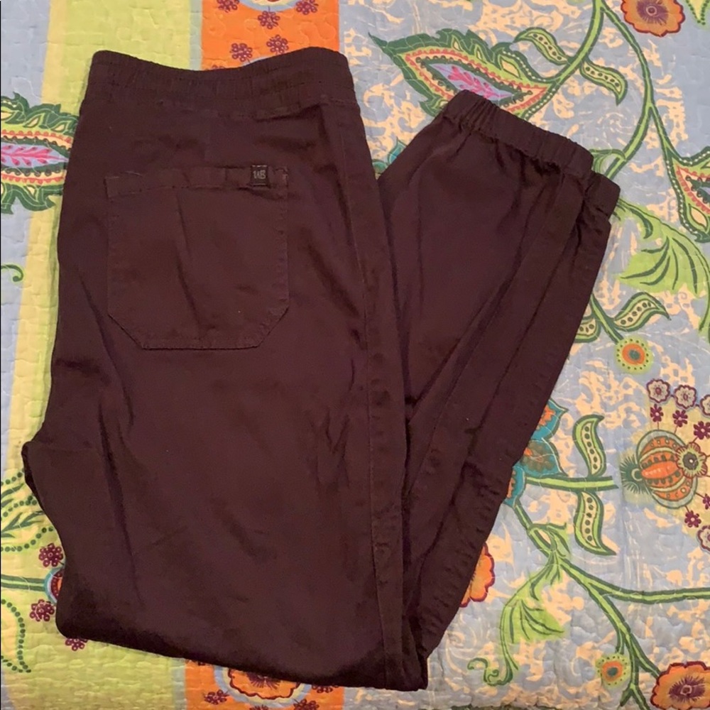 Women’s black stretchy joggers